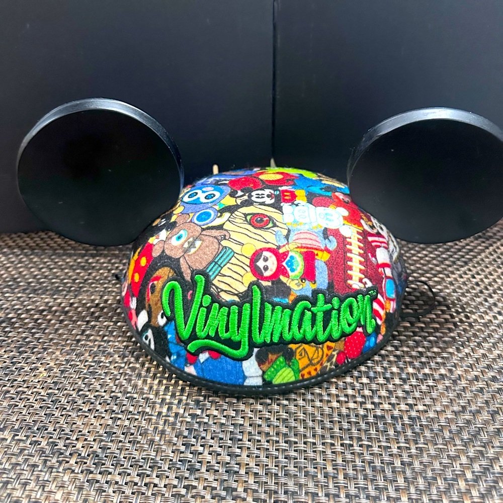 Disney Mickey Mouse Ears - Disney - Pixar Vinylmation